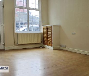 3 bedroom terraced house to rent - Photo 6