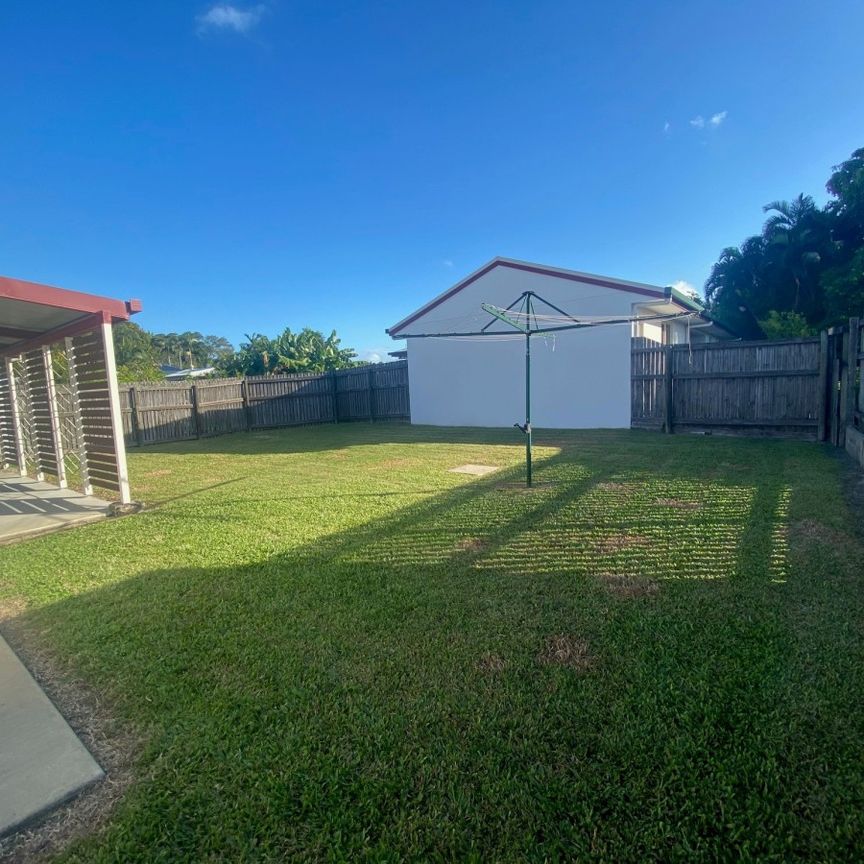 THREE BEDROOM QUEENSLANDER -QUIET AREA - Photo 1