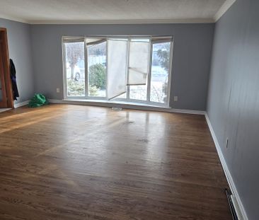 For Lease - 43 Braemar Drive, Brampton, Ontario - Photo 2