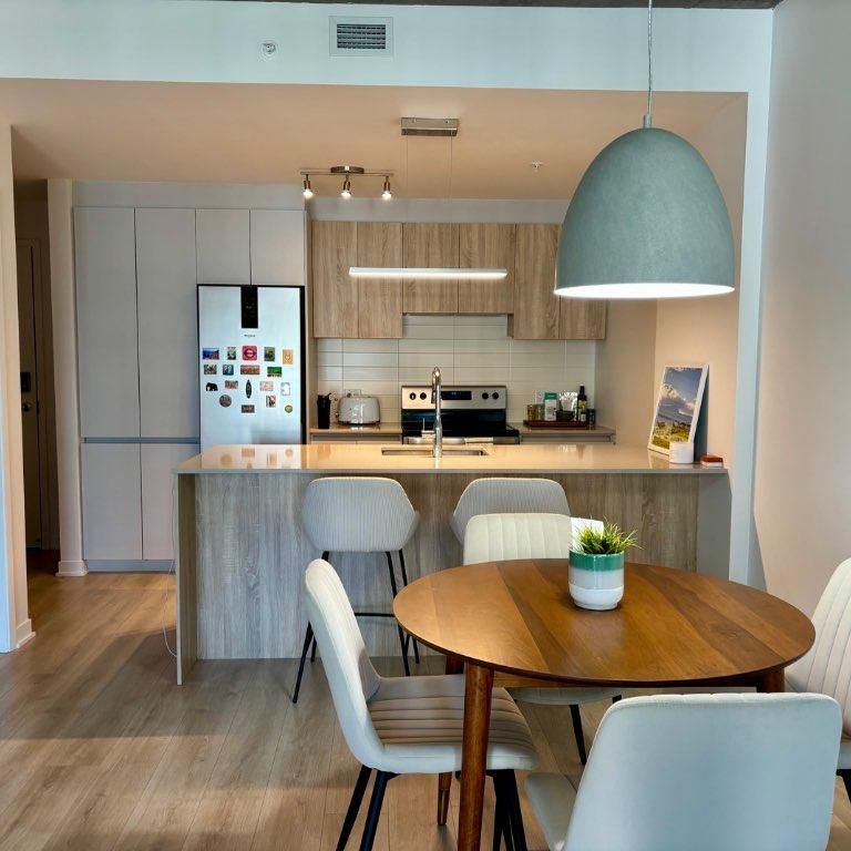 Appartement 3 1/2 au EOLIA Dix30 - Photo 1