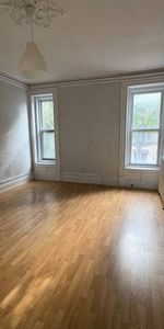 Downtown Studio apartment available November 1st\ - Photo 4