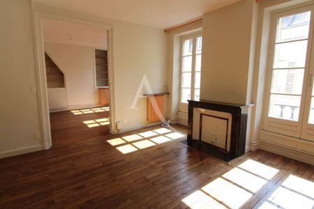 Location Appartement 4 pièces 137m² - Photo 2