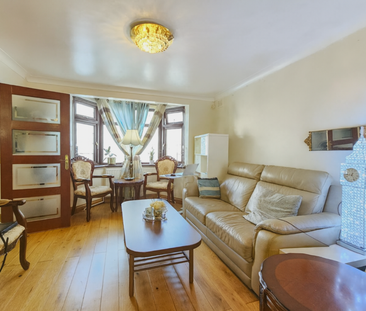 4 bedroom semi-detached house to rent - Photo 2