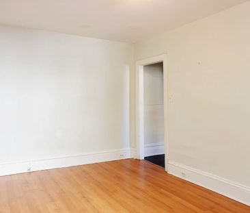 For Lease - 367 Dominion Avenue Unit# 1, Carlingwood - Westboro and... - Photo 3