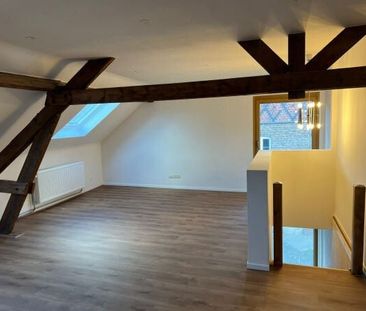 Appartement te huur in Jodoigne voor € 1.095 met 3 slaapkamers - Photo 1