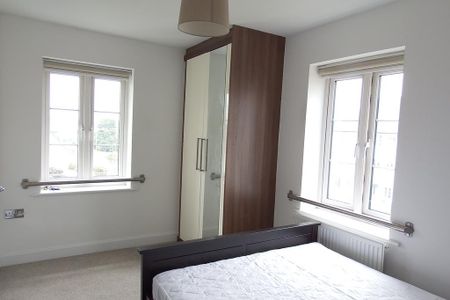 1 bedroom in a house share to rent - Photo 4
