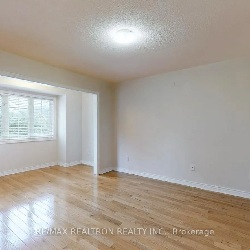 25 BOXHILL ROAD - Photo 1