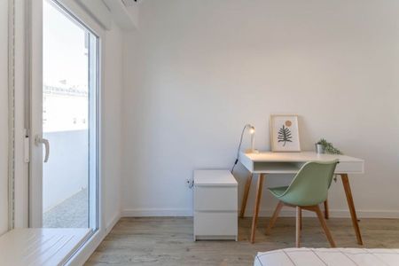 Carrer de lAlcalde Albors, Valencia, Valencian Community 46018 - Photo 4