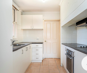 42 Allambee Street, Reid ACT 2612 - House For Rent | Domain - Photo 6