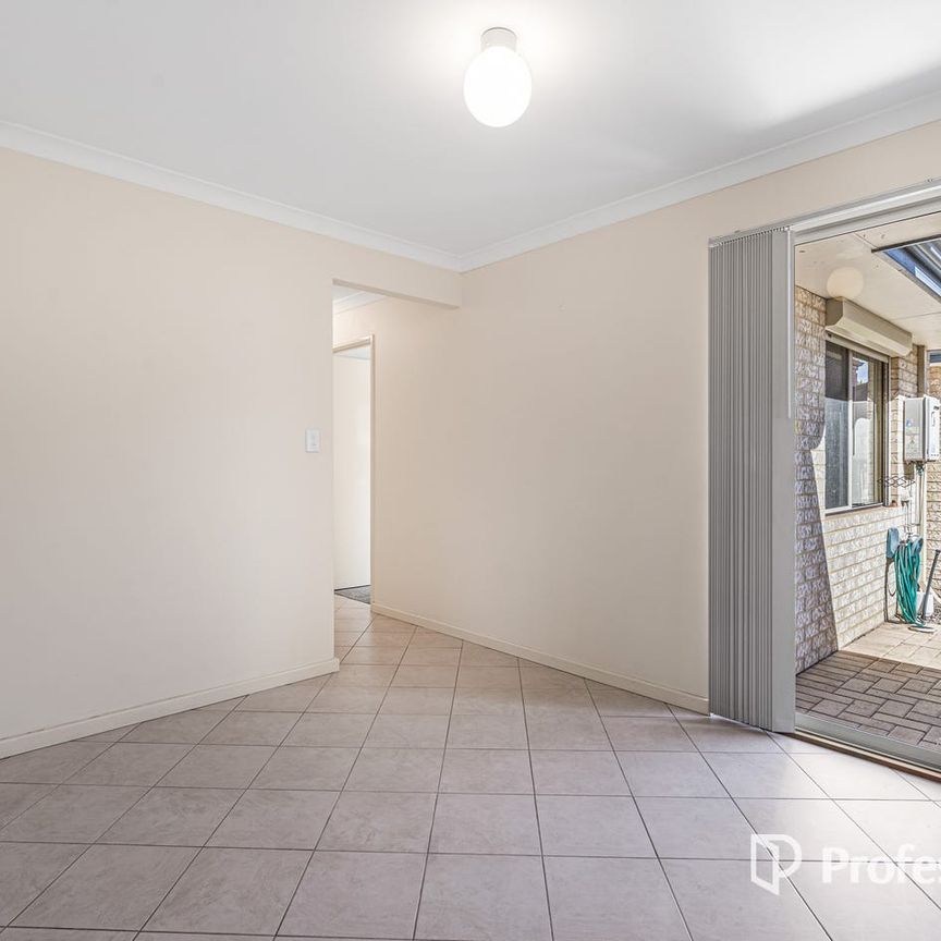 Low-Maintenance Villa in Prime Westminster Border Location - Photo 1