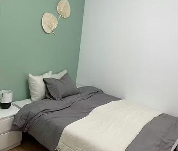 Carrer d'Alcanyís, Valencia, Valencian Community 46019 - Photo 4