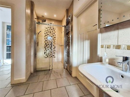 4 bedroom detached house to rent - Photo 1