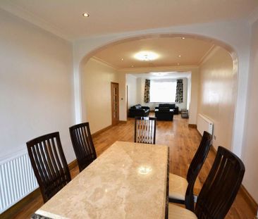 5 bedroom semi-detached house to rent - Photo 2