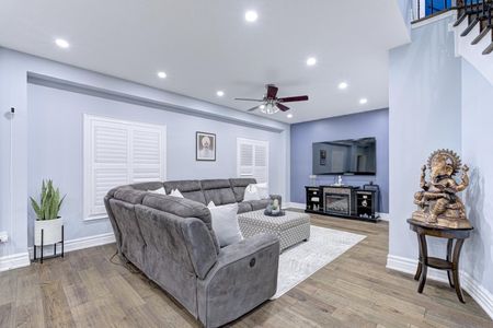 For Lease - 83 Commodore Drive, Brampton, Ontario - Photo 5