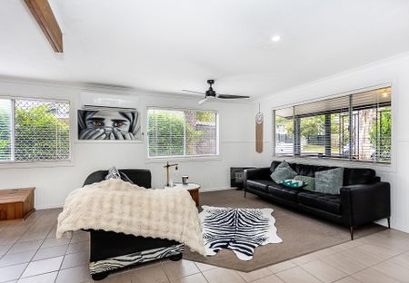 12 Regency Place, Mudgeeraba QLD 4213 - House For Rent | Domain - Photo 4