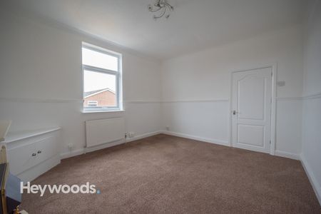 1 bed apartment to rent in Edensor Street, Newcastle-under-Lyme, Staffordshire - Photo 3