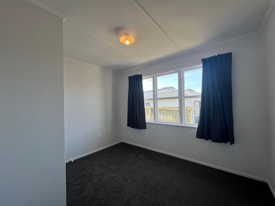 21 McBurney Place, Mangere East, Auckland - Photo 1