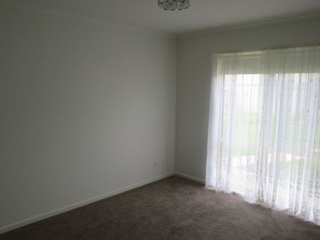 2 Thomas Place - Photo 3