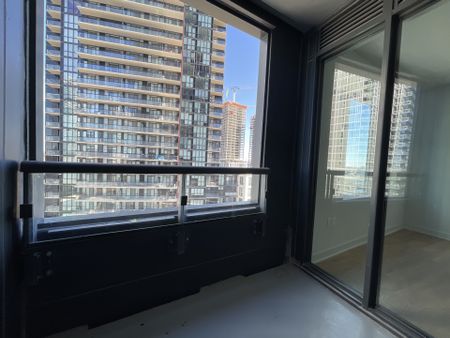 For Lease - 2920 Highway 7 Road Unit# 707, Vaughan, Ontario - Photo 5