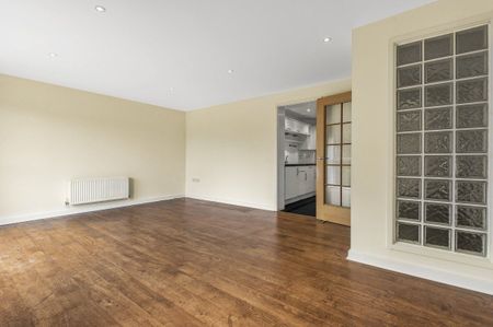 Meadowcourt Road, London, SE3 - Photo 3