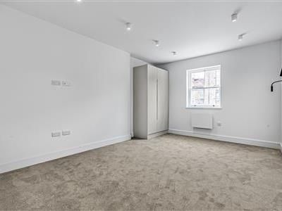 Mitcham Lane, SW16 - Photo 3