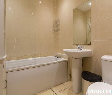3 bedroom end of terrace house to rent - Photo 6