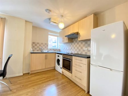 1 Bedroom Apartment To Rent - Photo 3