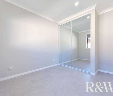 51A Womra Crescent Glenmore Park - Photo 2