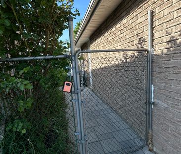 For Lease - 54 Bridley Drive, Toronto, Ontario - Photo 4