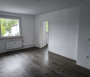 **Gut geschnittene & bezugsfertige 3-Zimmer Wohnung mit Balkon wart... - Photo 5