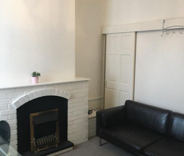 Room in a Shared House, David Road, CV1 - Photo 2