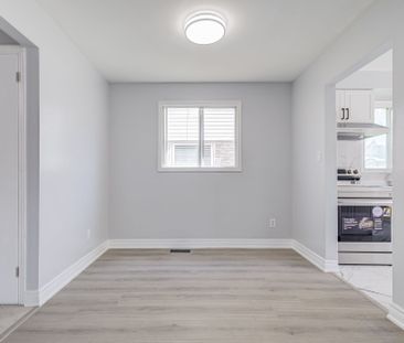 For Lease - 166 Adele Crescent, Oshawa, Ontario - Photo 5