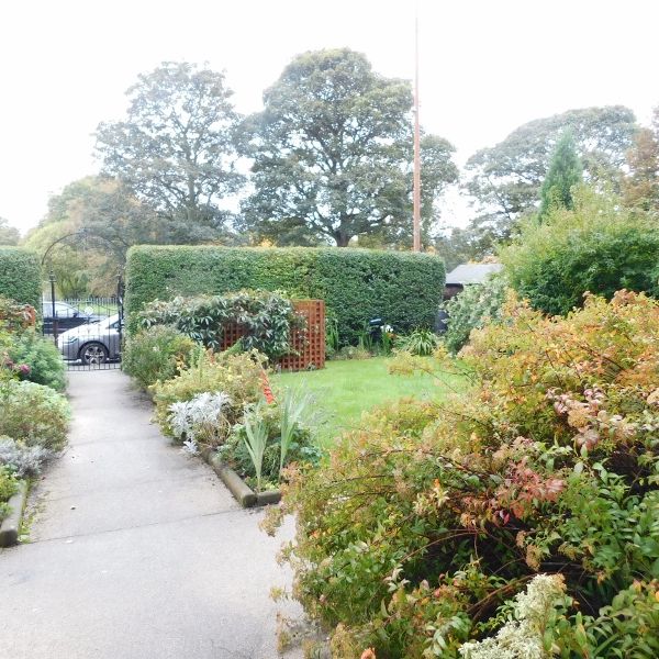 Newhaven Road, Edinburgh, EH6 4NR - Photo 1