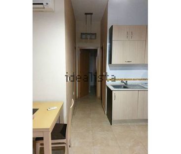 Alquiler de piso en Calle Encarnación Sánchez - Photo 3