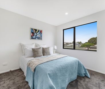 MANGERE, 4 BEDROOMS - Photo 4