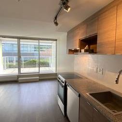 1 Bedroom available at Marine Gateway!! - Photo 1