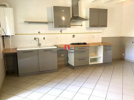 Maison à louer, 4 pièces - Val de Virvée 33240 - Photo 2