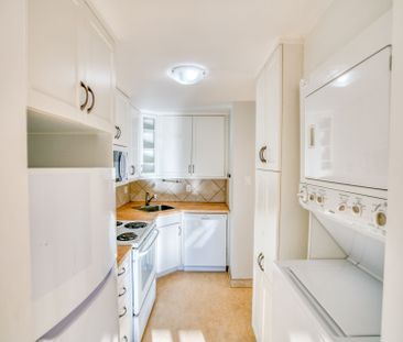 For Lease - 16 Sweetbriar Circle Unit# 1, Barrhaven, Ontario - Photo 1