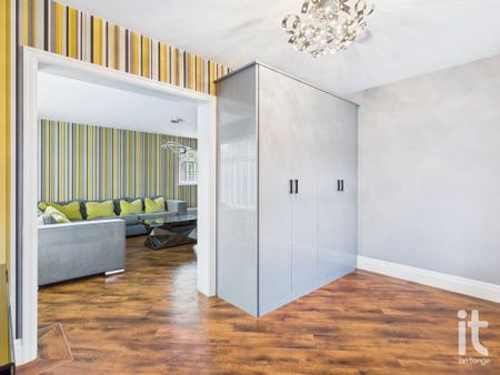 3 bedroom detached bungalow to rent - Photo 2