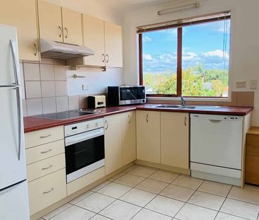 Executive apartment with views - Photo 1