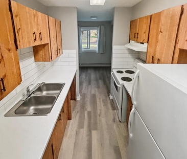NAITside Court III Apartments - Photo 6