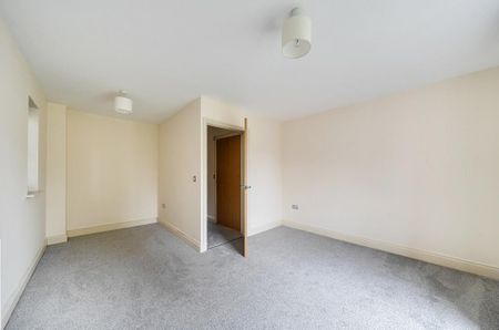 2 bedroom end of terrace house to rent - Photo 4