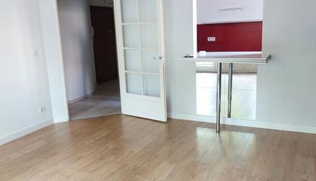 Appartement 2 pièces 48m2 REIMS 715 euros - Photo 3