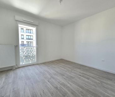 Location Appartement 3 pièces 65m² FLEURY SUR ORNE 14123 - Photo 6