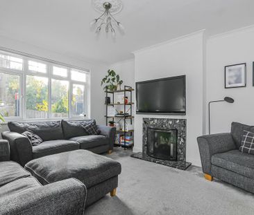 4 bedroom semi-detached house to rent - Photo 5