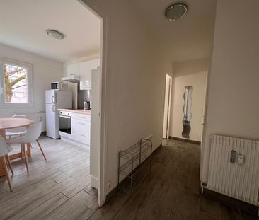 Location Appartement 35m² - Photo 4