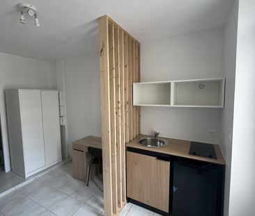 Location Appartement 1 pièce 16m² AGEN 47000 - Photo 2