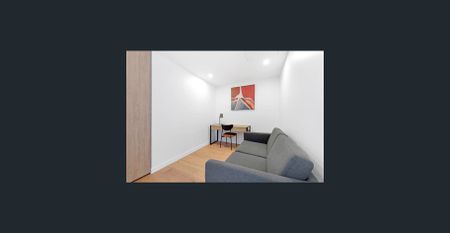 YOUR STAR RESIDENCES AWAITS – 1 BEDROOM 1 BATHROOM WITH LARGE STUDY, OCEAN VIEWS & INCLUDES FREE WIFI & FOXTEL - AVAILABLE NOW - Photo 2