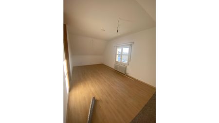 Helle 2 Zimmer-SENIORENWOHUNG für PAARE ab 60 Jahren und nur mit WBS - Photo 2