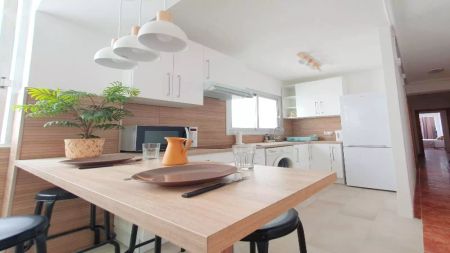Room in a shared 5-bedroom apartment for rent in Aiora, perfect for professionals and students - Foto 5